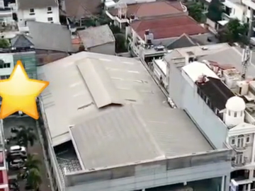 Dijual Cepat Gedung Bekas Showroom Mobil - Radio Dalam, Kebayoran