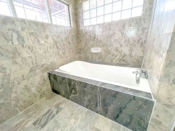 3BR 480sqm SouthBay Gardens Village House for Rent Lease Sucat Paranaque Muntinlupa Unfurnished 4Car Garage Residential Home Property Southbay 3 bedro