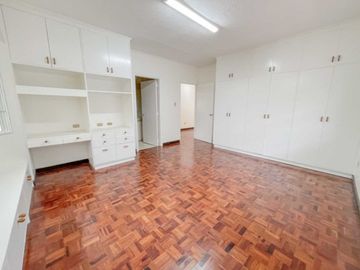 3BR 480sqm SouthBay Gardens Village House for Rent Lease Sucat Paranaque Muntinlupa Unfurnished 4Car Garage Residential Home Property Southbay 3 bedro