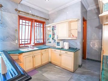 Rumah 2lt luas 632meter 5KT Perum Tanjung Barat Indah Jagakarsa Jakarta Selatan