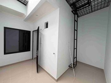 Dijual Murah Rumah Di Taman Surya V Jakarta Barat