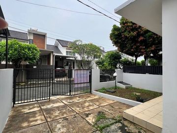 Rumah di Komplek Kota Bekasi, Lingkungan Aman dan Nyaman Kemang Pratama Bekasi
