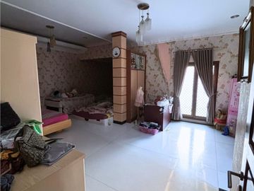 Rumah 3lt luas 17x16 272meter 4KT Grogol Petamburan Jakarta Barat
