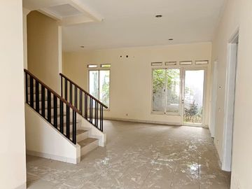 DIJUAL TERMURAH CLUSTER DARWIN GADING SERPONG