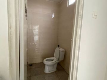Sewa Rumah Siap Huni dan Nyaman Perum Newton. Pedurungan, Semarang-11656