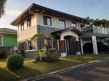 House and Lot For Sale in Dasmarinas Cavite-MC