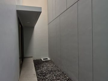 Rumah 2lt + attic 7x12 84meter Cluster Wisteria Metland Menteng