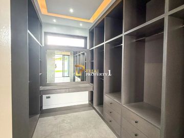 Prime Hua Hin Location - New Modern Offplan 4 Bedroom Pool Villa For Sale – Hua Hin Soi 116