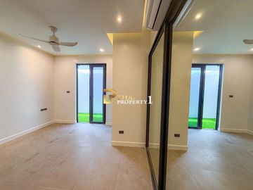 Prime Hua Hin Location - New Modern Offplan 4 Bedroom Pool Villa For Sale – Hua Hin Soi 116