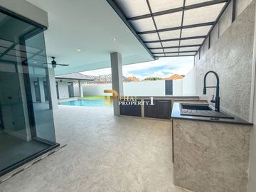 Prime Hua Hin Location - New Modern Offplan 4 Bedroom Pool Villa For Sale – Hua Hin Soi 116