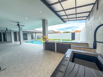 Prime Hua Hin Location - New Modern Offplan 4 Bedroom Pool Villa For Sale – Hua Hin Soi 116