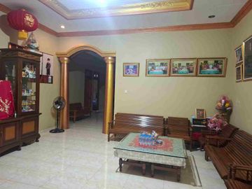 Rumah bagus,kokoh, siap huni, bersih, bebas banjir, perkotaan, dekat tol
