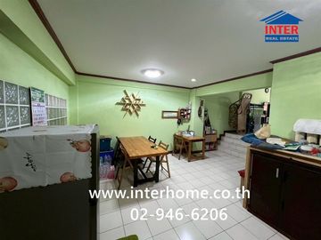 3-story townhome, 25 sq.wa., Lalin Green Ville Srinakarin Village, Soi Sridan 22, Srinakarin Road, Bang Phli, Samut Prakan.