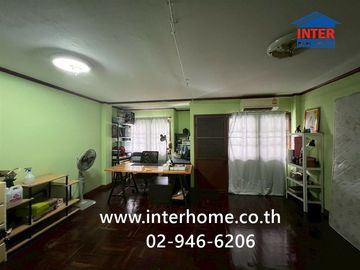 3-story townhome, 25 sq.wa., Lalin Green Ville Srinakarin Village, Soi Sridan 22, Srinakarin Road, Bang Phli, Samut Prakan.