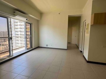 Penthouse Condominium For Sale in Brixton Place Kapitolyo Pasig City