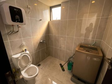 Dijual Rumah Furnished Premium 2 Lantai di Tatar Lokacitra – Kota Baru Parahyangan LT 126 m² | LB 126 m² | 3 KT |