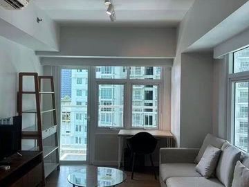 FOR LEASE | 2BR Fully Furnished with Balcony in The Meranti at Two Serendra, BGC, Taguig
