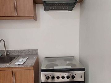 🔥UNIT 18HI -🏡 Move-In Ready 3BR Condo for Rent | 94 sqm with Balcony | Palm Beach West | ₱65K/Month