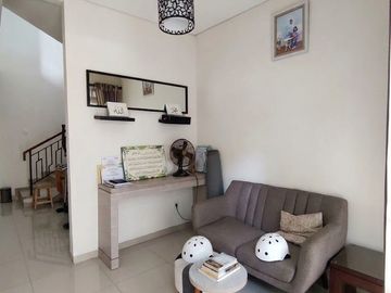 Rumah Full Furnish SHM di Metland Menteng | Lokasi Strategis | Harga Nego