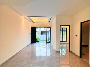 Rumah Mewah Modern Gress 3 Lt Citraland Utama Dekat Pakuwon