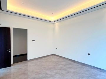 Rumah Mewah Modern Gress 3 Lt Citraland Utama Dekat Pakuwon