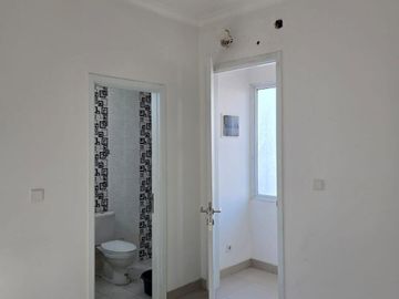 Rumah Cantik Cluster Lavesh Harapan Indah | 2 KT | 2 KM | Siap Huni