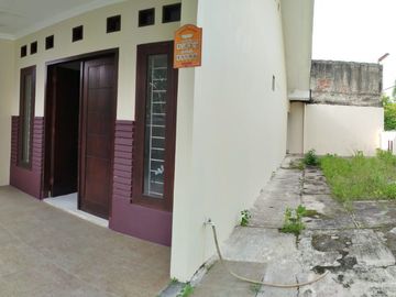 Jual Rumah 1 Lantai Siap Huni di Ciater Permai Dekat Kawasan BSD, Tol Serpong, Sekolah, Rumah Sakit dan Pusat Perbelanjaan