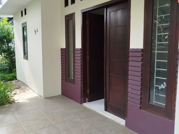 Jual Rumah 1 Lantai Siap Huni di Ciater Permai Dekat Kawasan BSD, Tol Serpong, Sekolah, Rumah Sakit dan Pusat Perbelanjaan