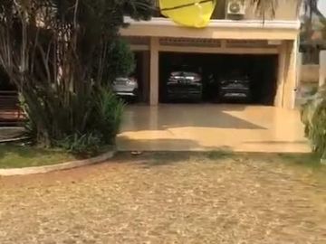 Turun Harga! Rumah Mewah di Cibubur Ciracas Jakarta Timur – LT 2.567m², 8 KT, Kolam Renang, Halaman 2.000m² & Kebun Buah