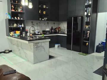 Rumah Mewah Hux 2 Lantai di Kota Harapan Indah Bekasi