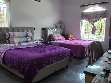 Rumah Mewah Hux 2 Lantai di Kota Harapan Indah Bekasi