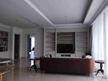 Disewakan 4 Bed Room Apartment di Pakubuwono Spring