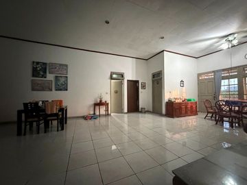 Rumah Nyaman Akses Tol di Jl Sungai Pes Bukit Cinere Indah