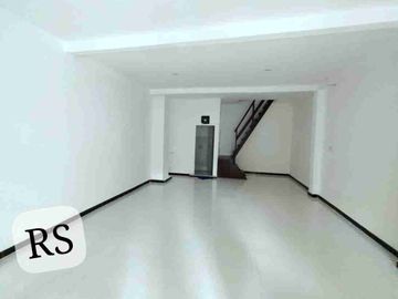 DIJUAL CEPAT RUMAH SIAP HUNI SUPER STRATEGIS TANJUNG DUREN JAKARTA BARAT