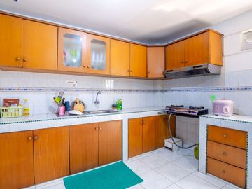 Disewakan AbdiHome Kost Hanami House Siap Huni Dekat Grand Paragon Mall