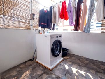 Disewakan AbdiHome Kost Hanami House Siap Huni Dekat Grand Paragon Mall