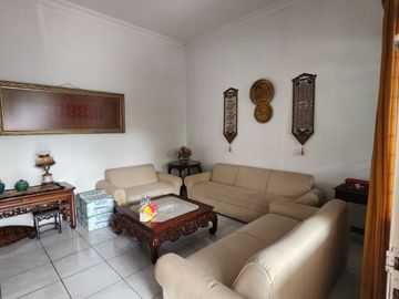 Rumah Hook di Kayu Putih Jakarta Timur – LT 532m², SHM, 4+1 KT, Bebas Banjir, Lingkungan Tenang & Strategis