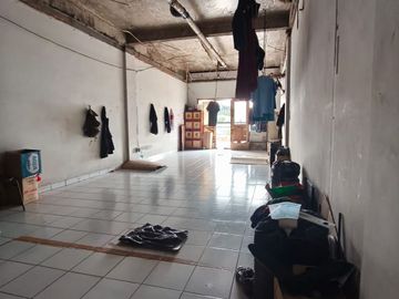 Disewakan Ruko Taman Ratu 3 Lantai Full di Jakarta Barat