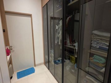 Rumah Modern Permata Biru Kelapa Gading 6x20 120m2 3KT SHM Rapi