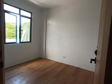 For Sale! Brandnew Townhouse in East Fairview with Roofdeck -AJCF