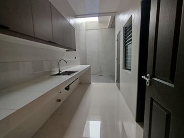 For Sale! Brandnew Modern 3 Bedroom Townhouse in East Fairview QC -AJCF