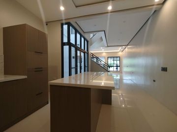 For Sale! Brandnew Modern 3 Bedroom Townhouse in East Fairview QC -AJCF