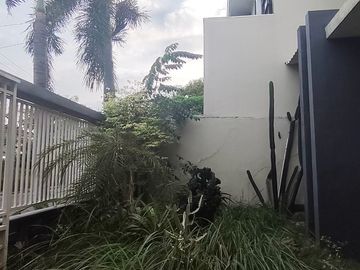 Dijual Rumah Pantai Mentari SEMI FURNISH