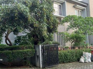 RUMAH JUAL DI KOMPLEK  BAMBU APUS, CIPAYUNG, JAKARTA TIMUR