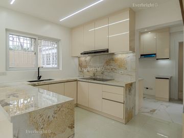 Repriced! 5BR House and Lot For Sale in New Manila, Quezon City