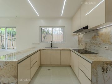 Repriced! 5BR House and Lot For Sale in New Manila, Quezon City