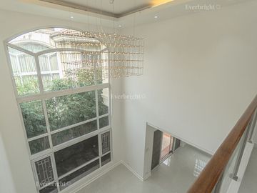 Repriced! 5BR House and Lot For Sale in New Manila, Quezon City