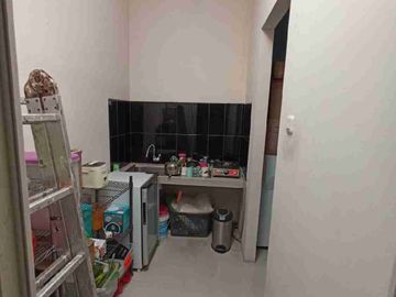 Dijual Ruko 2 Lantai ( tengah) 
Di kranggan cibubur jatisampurna