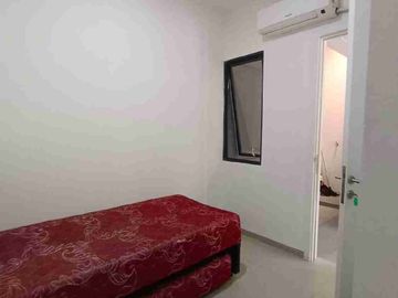 Rumah second dalam cluster U-Ville Bintaro Tangsel