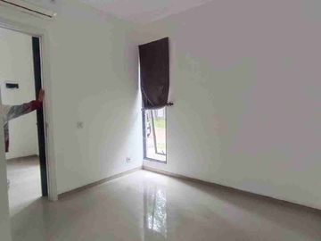Rumah second dalam cluster U-Ville Bintaro Tangsel